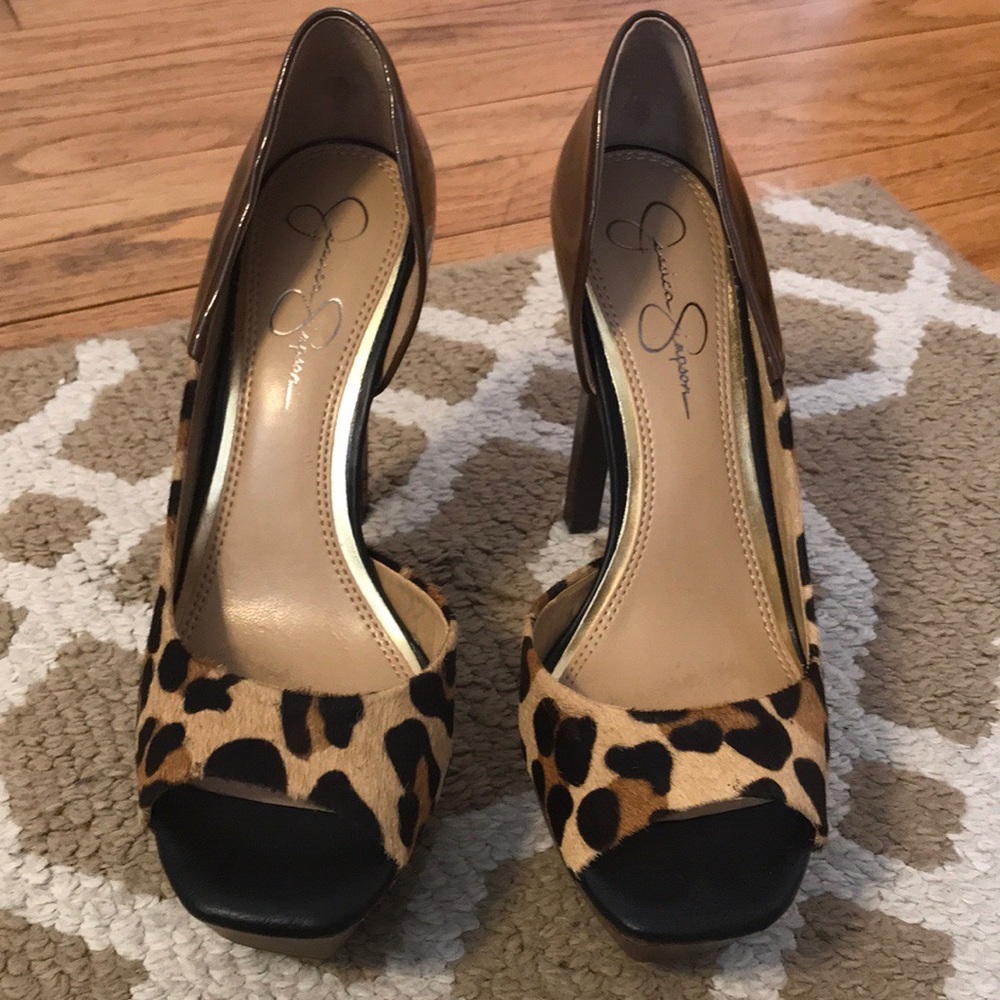 Leopard/Patent Leather Peep Toe 5” Platform Heels